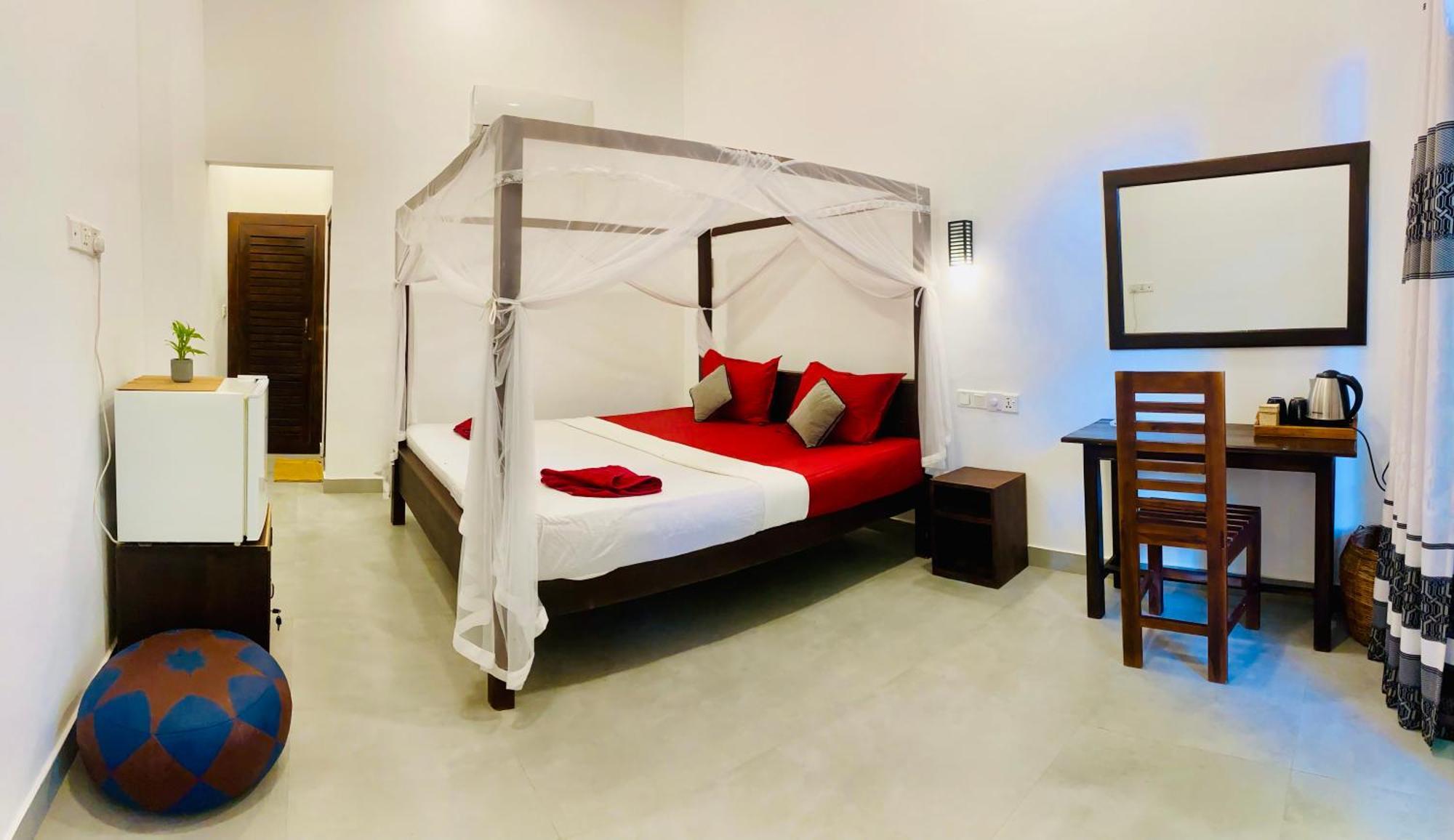 Tropicana Home Stay Arugam Bay Exteriör bild